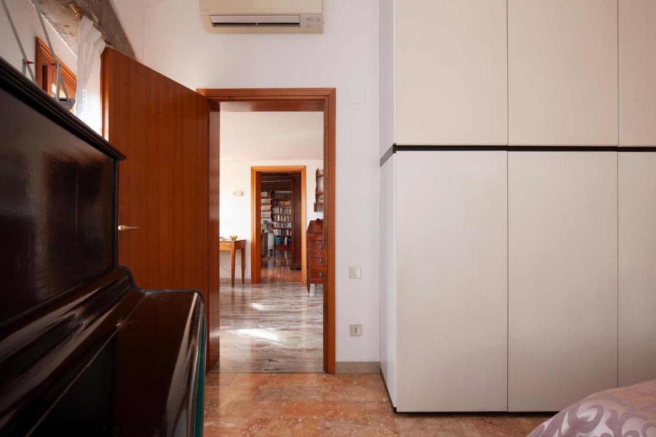 Altana Rialto Apartment Венеция Екстериор снимка